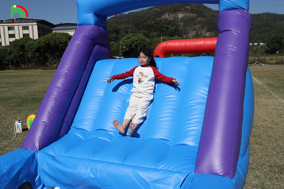 در فضای باز تجاری بادکنک کمبو Bounce House Kids Party قلعه پرتابی با گلوله اسلایدی Pit Climbing Obstacle Blower