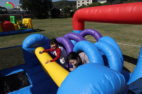 در فضای باز تجاری بادکنک کمبو Bounce House Kids Party قلعه پرتابی با گلوله اسلایدی Pit Climbing Obstacle Blower
