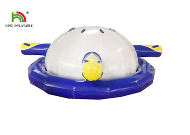 0.9mm pvc تسمه یا طناب Inflatable UFO بالا رفتن آب قایق اسباب بازی گرما مهر و موم شده SGS EN71