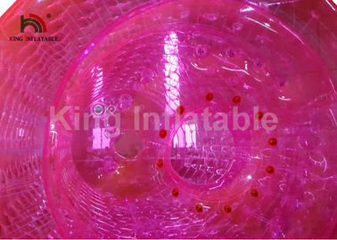2.4 میلی متر قطر بزرگسالان صورتی آب بادی Zorb غلتک PVC آب اسباب بازی برای تفریح