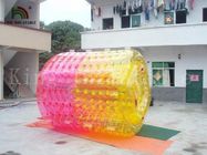 پیاده روی طولانی رنگارنگ روی آب Roller PVC / TPU Blow up اسباب بازی نورد آب برای بزرگسالان