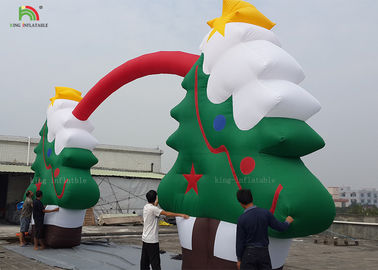 محصولات تبلیغاتی بادی EN14960 11 * 5 m Blow Up Christmas Christmas Arches Santa
