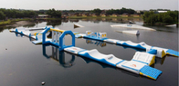 OEM بازی ورزشی پرش با موانع پارک آبی شناور بادی